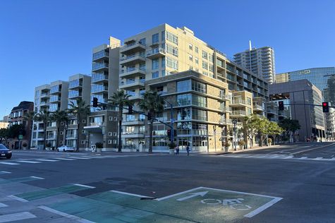 breeza-condos-san-diego